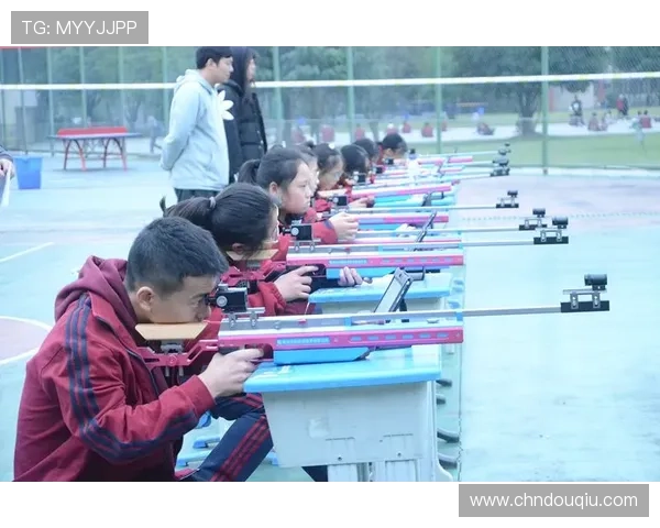 斗球体育官网首页助你掌握最新体育动态，第一时间了解赛事精彩瞬间