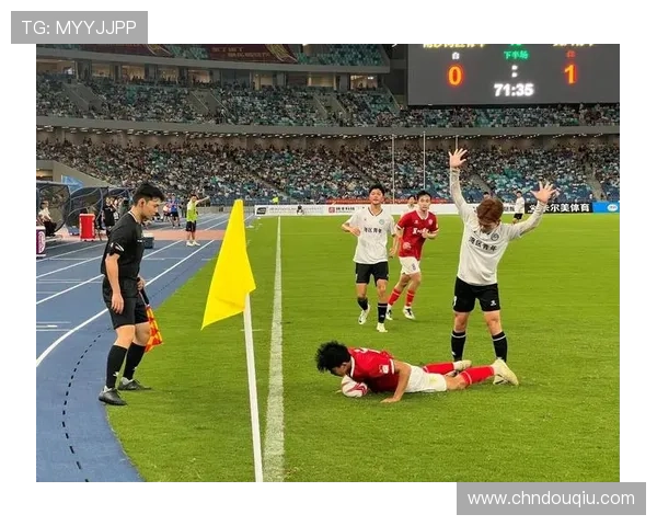 斗球直播app官方版玩法介绍：如何利用官方版实现高效观赛与互动交流