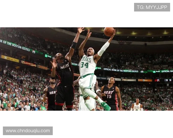 NBA斗球直播在线高清免费观看，实时掌握最新比赛动态与精彩瞬间