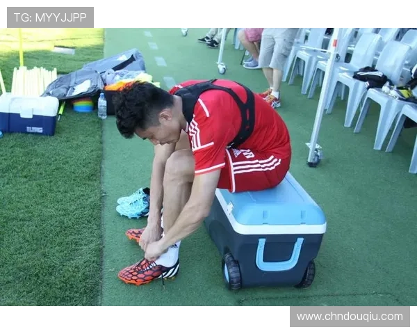 斗球直播官方平台提供多角度直播视角，让你身临其境感受足球比赛的激情