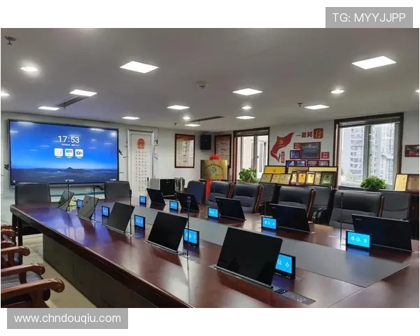 三星手机用户如何通过斗球直播app实现多场比赛同步观看和多屏互动体验